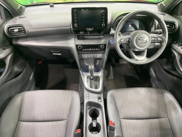 TOYOTA YARIS CROSS HYBRID 2023