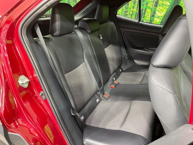 TOYOTA YARIS CROSS HYBRID 2023