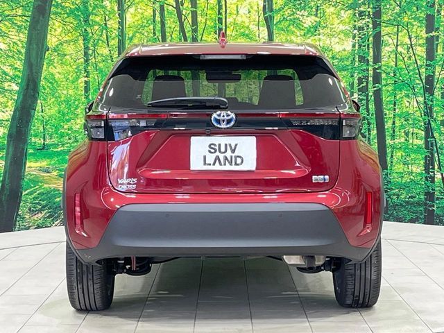 TOYOTA YARIS CROSS HYBRID 2023