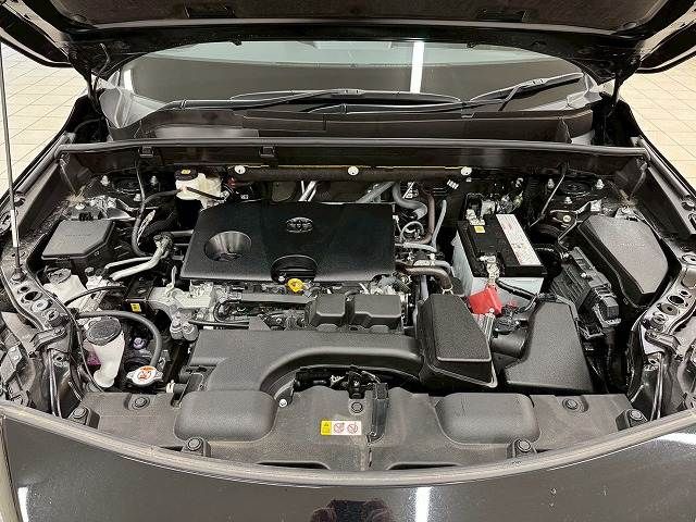 TOYOTA HARRIER 2WD 2024