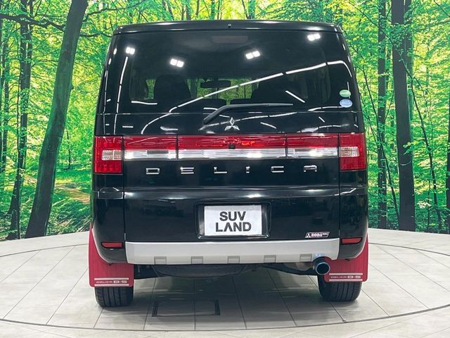 MITSUBISHI DELICA D:5 4WD 2015