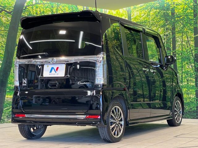 HONDA N BOX CUSTOM 2017