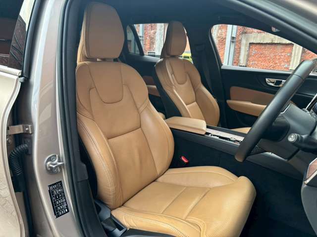 VOLVO VOLVO V60 2023