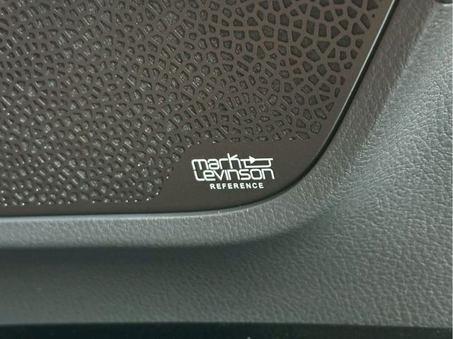 TOYOTA LEXUS LX600 2023