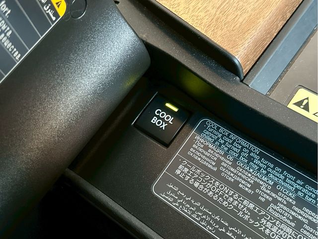 TOYOTA LEXUS LX600 2023