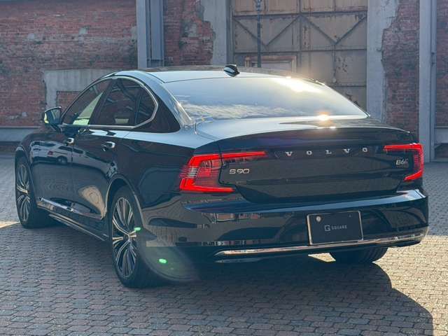 VOLVO VOLVO S90 2022