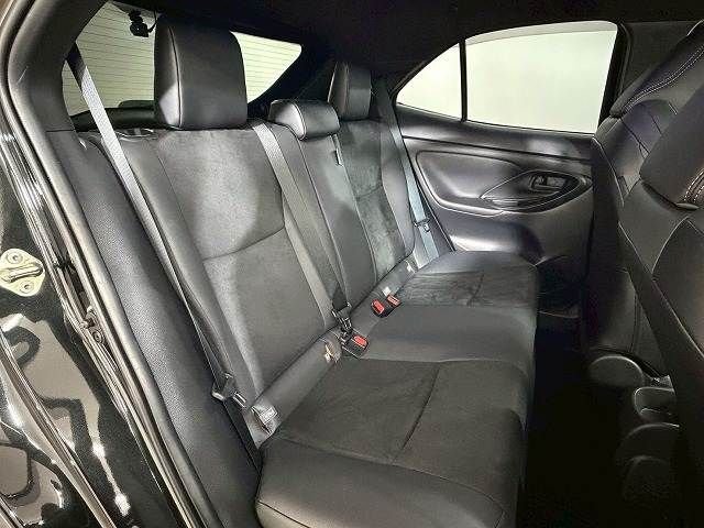 TOYOTA YARIS CROSS HYBRID 2023