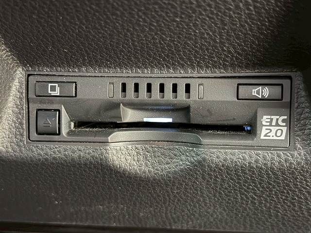 TOYOTA YARIS CROSS HYBRID 2023