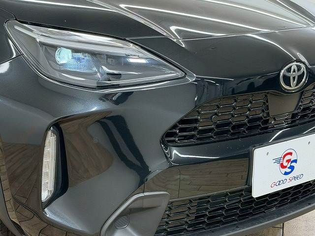 TOYOTA YARIS CROSS HYBRID 2023