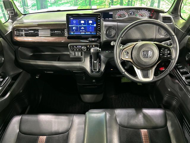 HONDA N BOX CUSTOM 4WD 2018