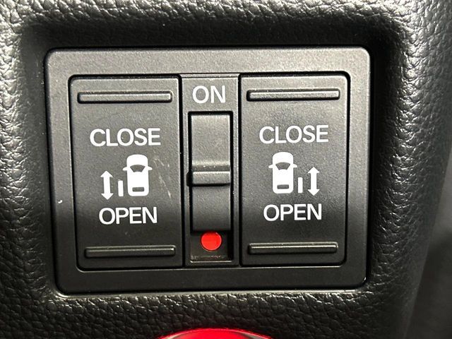 HONDA N BOX CUSTOM 4WD 2018