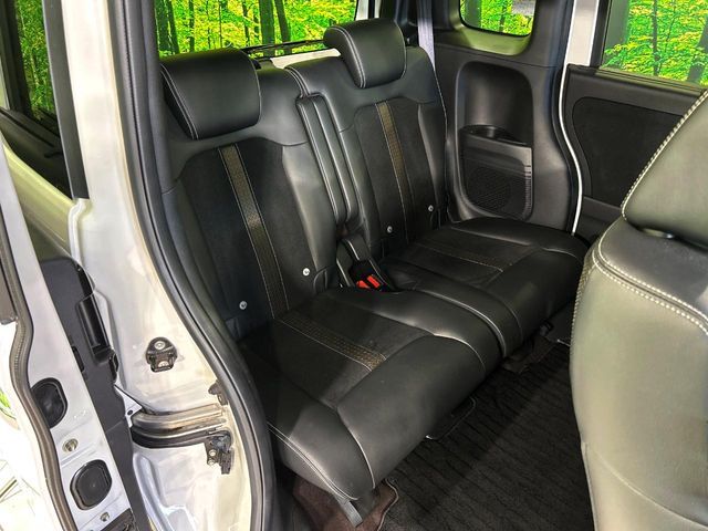 HONDA N BOX CUSTOM 4WD 2018