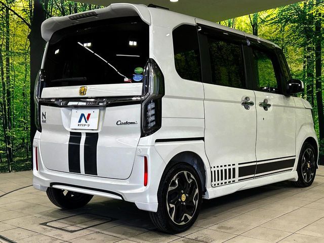 HONDA N BOX CUSTOM 4WD 2018