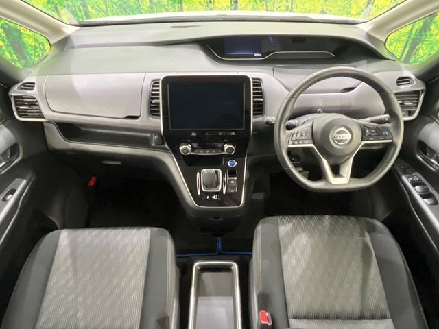 NISSAN SERENA  WG 2022