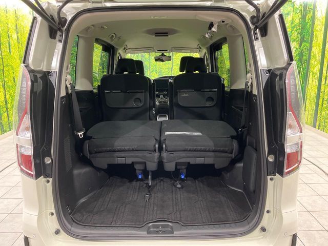 NISSAN SERENA  WG 2022