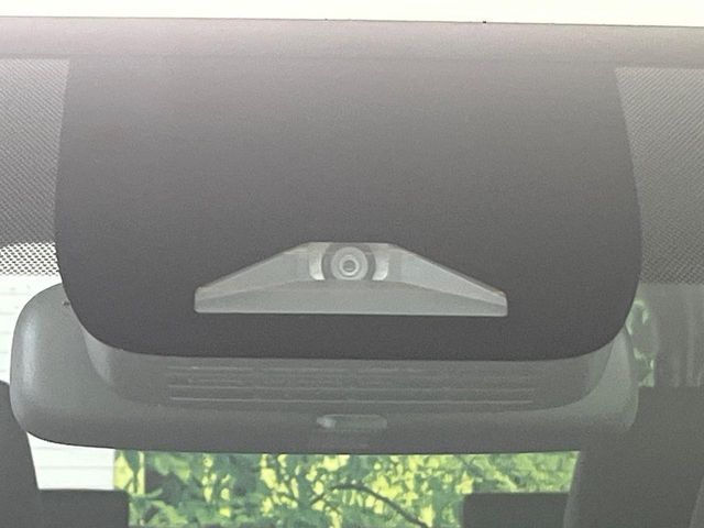 TOYOTA VOXY HYBRID 2024