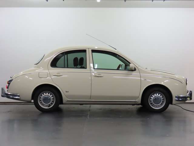 MITSUOKA VIEWT 2008