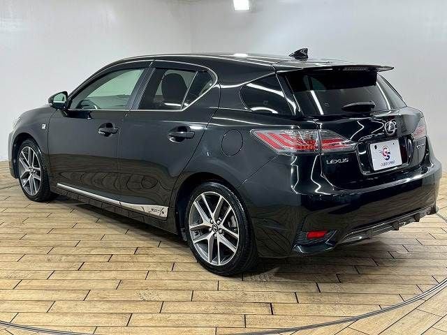 TOYOTA LEXUS CT200h 2016