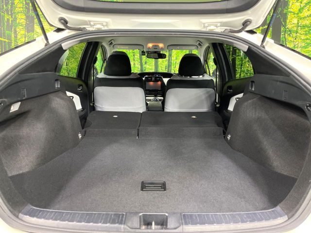 TOYOTA PRIUS 4WD 2016