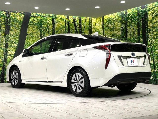 TOYOTA PRIUS 4WD 2016