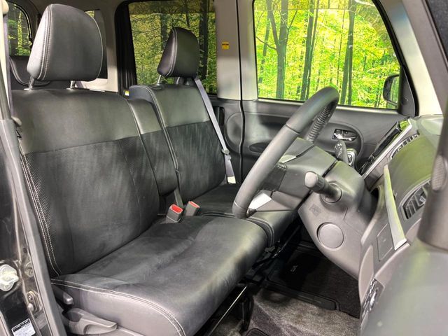 DAIHATSU TANTO CUSTOM 4WD 2016