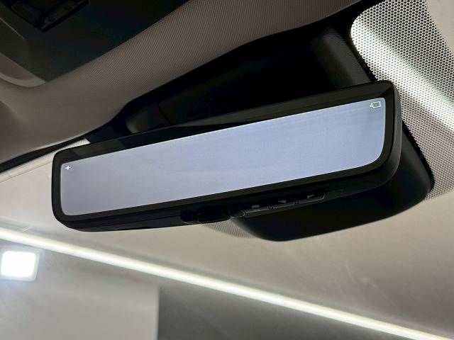 TOYOTA CROWN CROSSOVER 2023