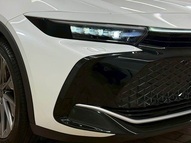 TOYOTA CROWN CROSSOVER 2023