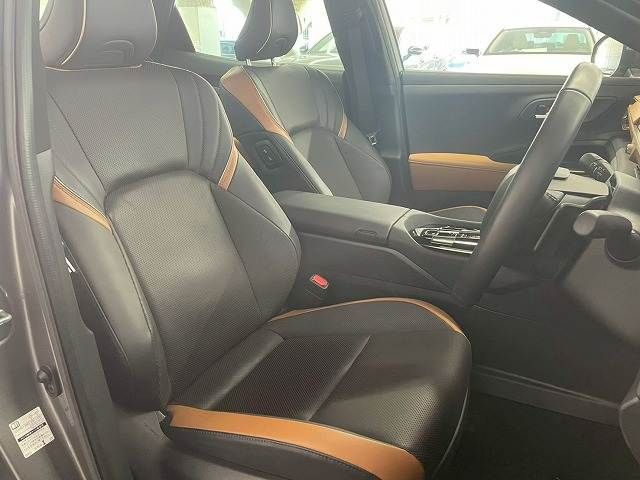 TOYOTA CROWN CROSSOVER 2023