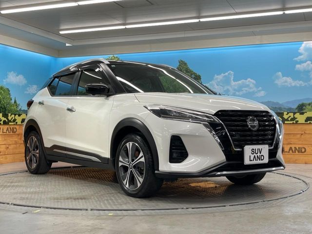 NISSAN KICKS 2021