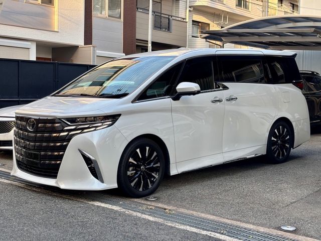 TOYOTA ALPHARD hybrid 4WD 2023