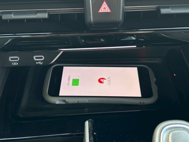 TOYOTA ALPHARD hybrid 4WD 2023