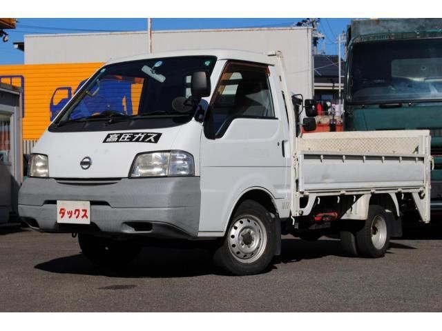 NISSAN VANETTE truck 2WD 2004