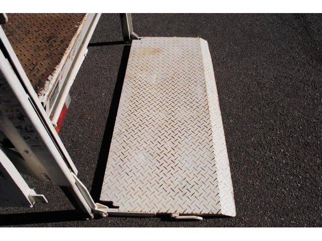 NISSAN VANETTE truck 2WD 2004