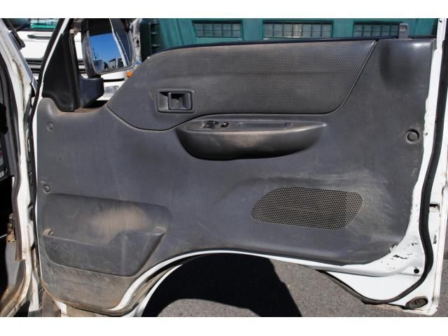 NISSAN VANETTE truck 2WD 2004