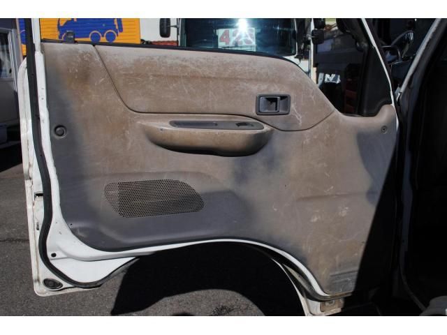 NISSAN VANETTE truck 2WD 2004