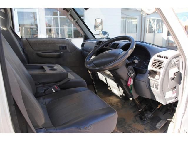 NISSAN VANETTE truck 2WD 2004