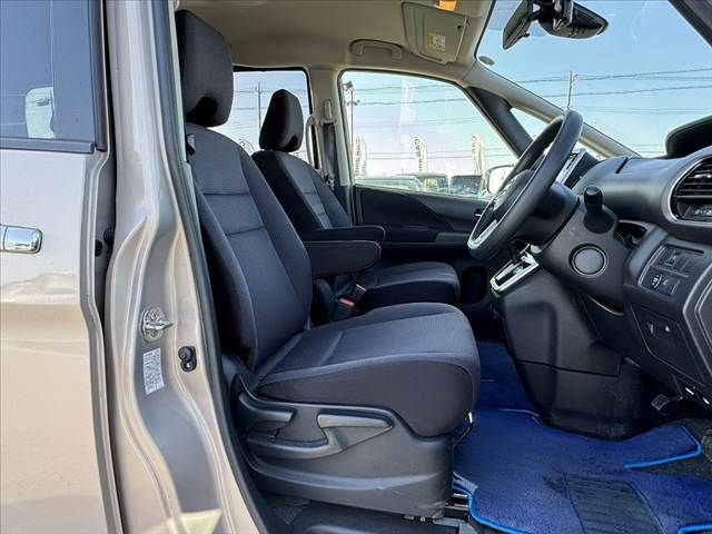 NISSAN SERENA  WG 2018