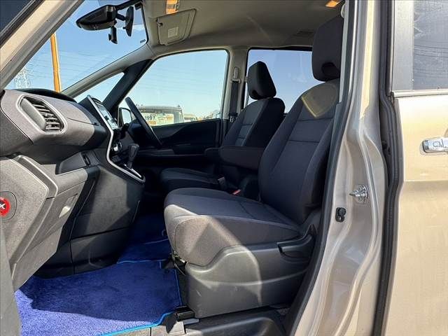 NISSAN SERENA  WG 2018