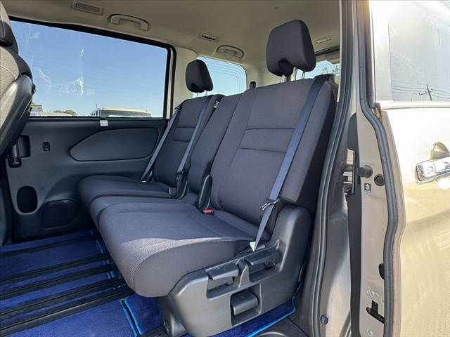 NISSAN SERENA  WG 2018