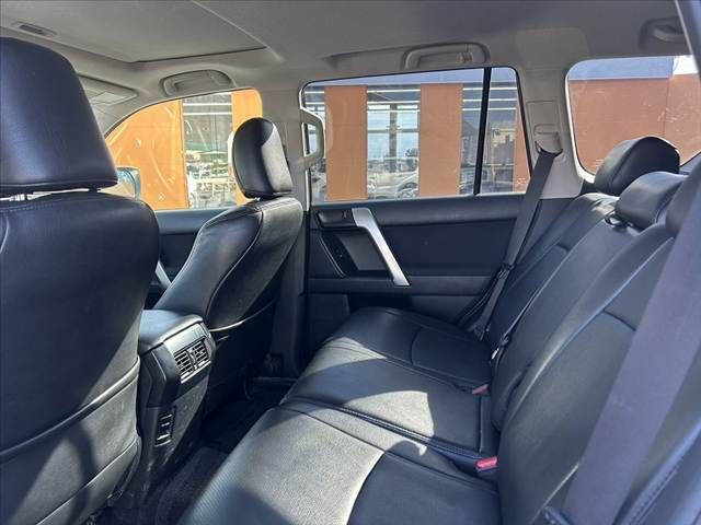 TOYOTA LANDCRUISER PRADO 2018