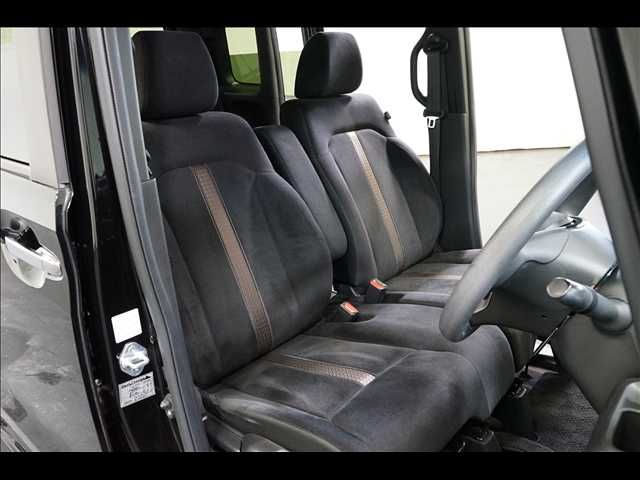 HONDA N BOX CUSTOM 2018