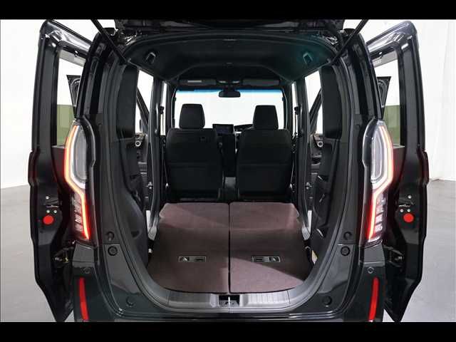 HONDA N BOX CUSTOM 2018