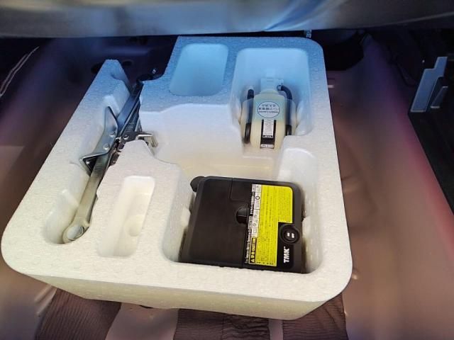 TOYOTA COROLLA FIELDER HYBRID 2015