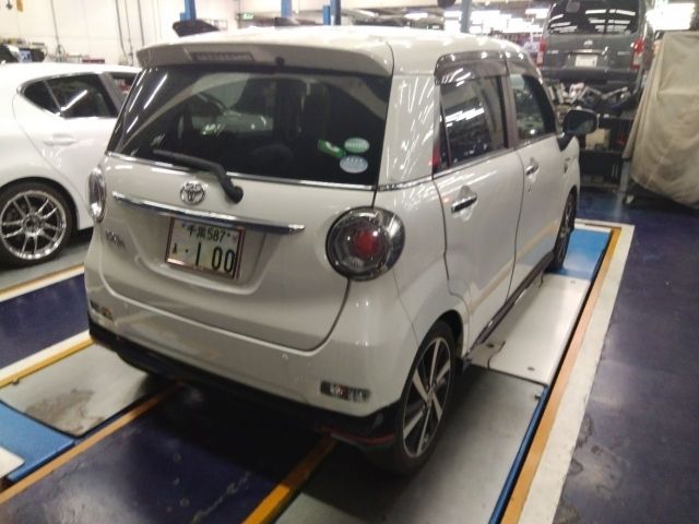 TOYOTA PIXIS JOY 2018