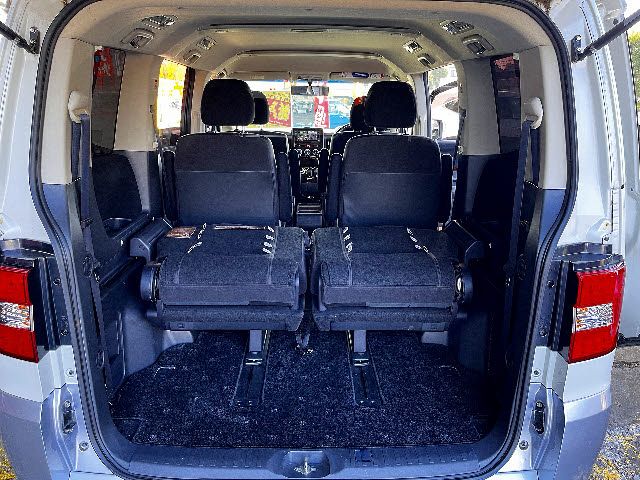 MITSUBISHI DELICA D:5 4WD 2009