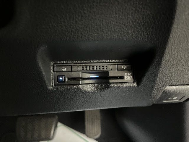 TOYOTA PRIUS PHV 2018