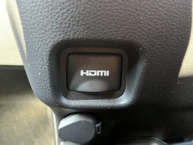 TOYOTA VOXY 4WD 2022