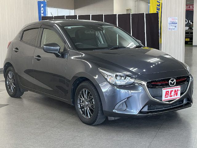 MAZDA DEMIO 2015