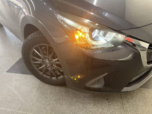 MAZDA DEMIO 2015