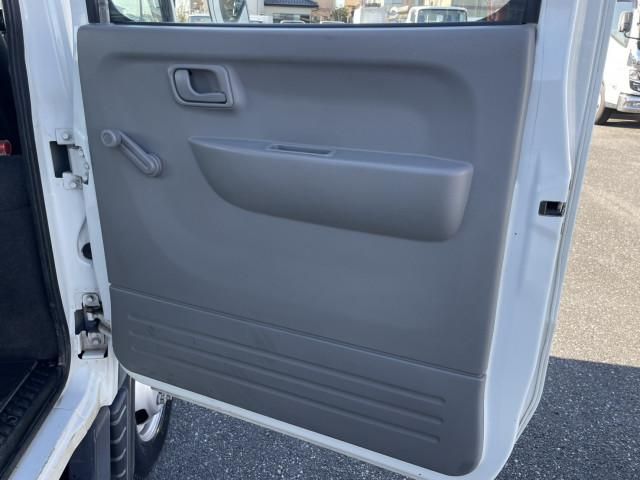 MITSUBISHI CANTER 2020